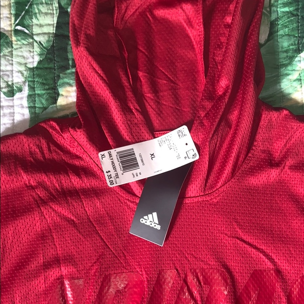 Adidas jersey tee